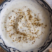 Dip libanés de yogur (laban y labneh)